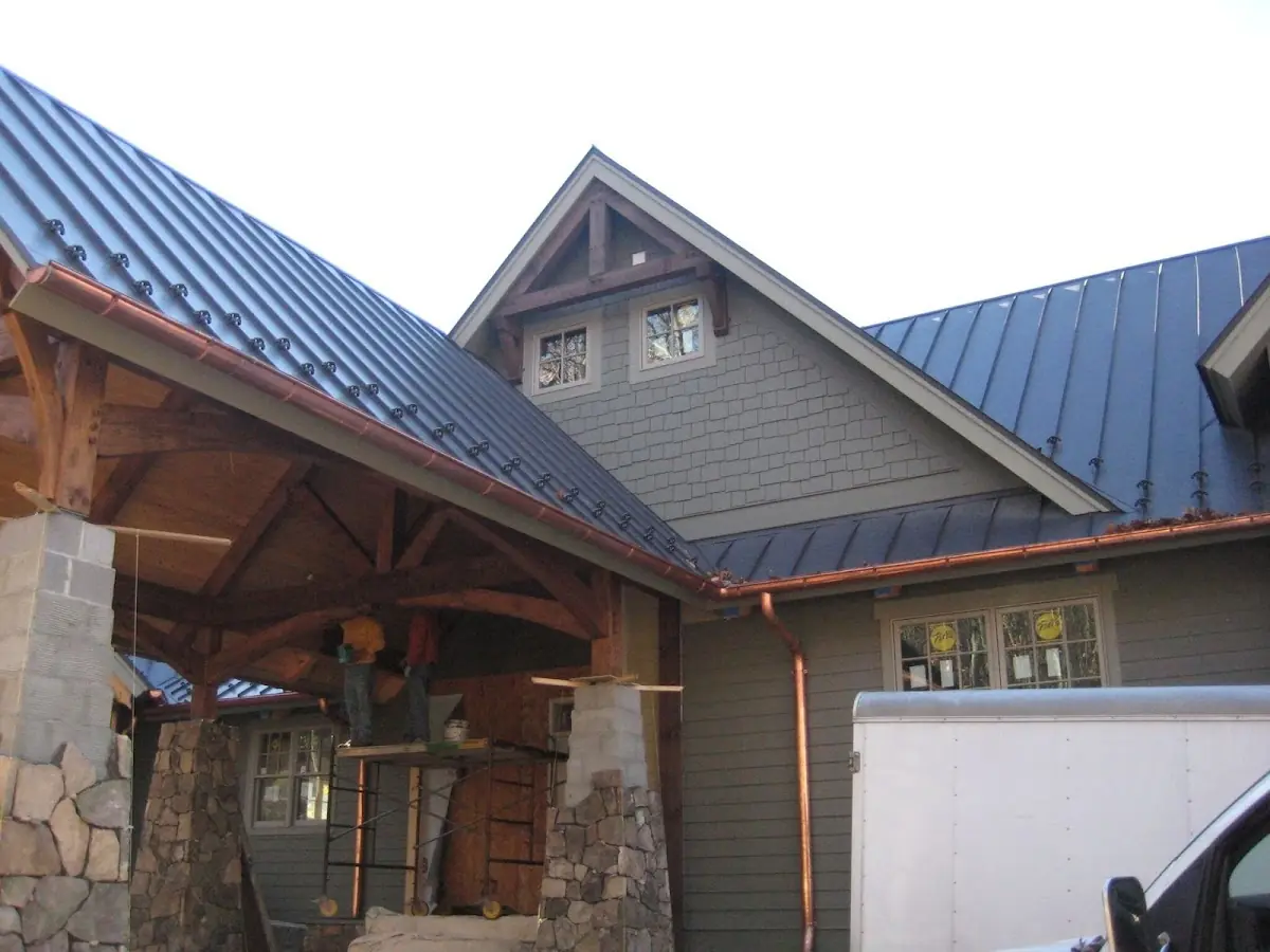 Craftsman Roofing team delivering quality roofing work in Venus